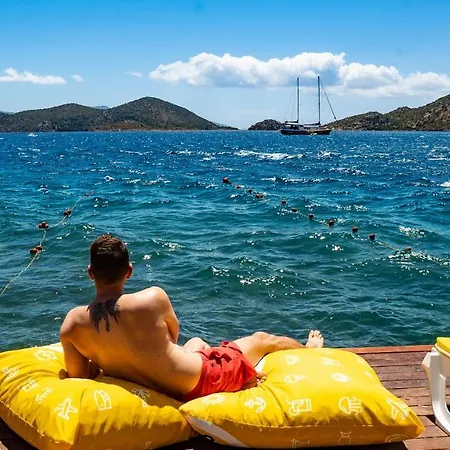 Ξενοδοχείο με διαμερίσματα Kaju *